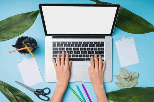 HR CHAMP Fractional CHRO building remote-first leadership infrastructure and scalable operations for scaleup founders.